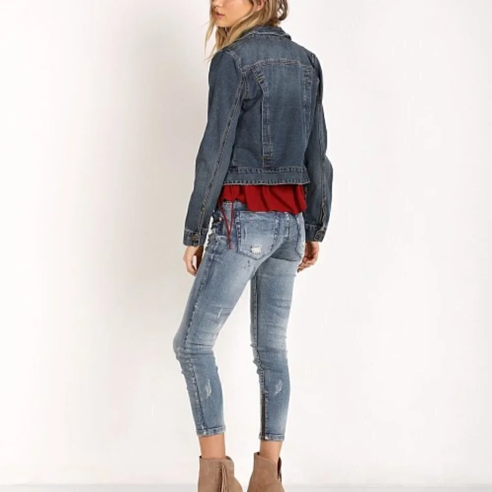 Free People fitted indigo button up denim jacket size S - Picture 3 of 11